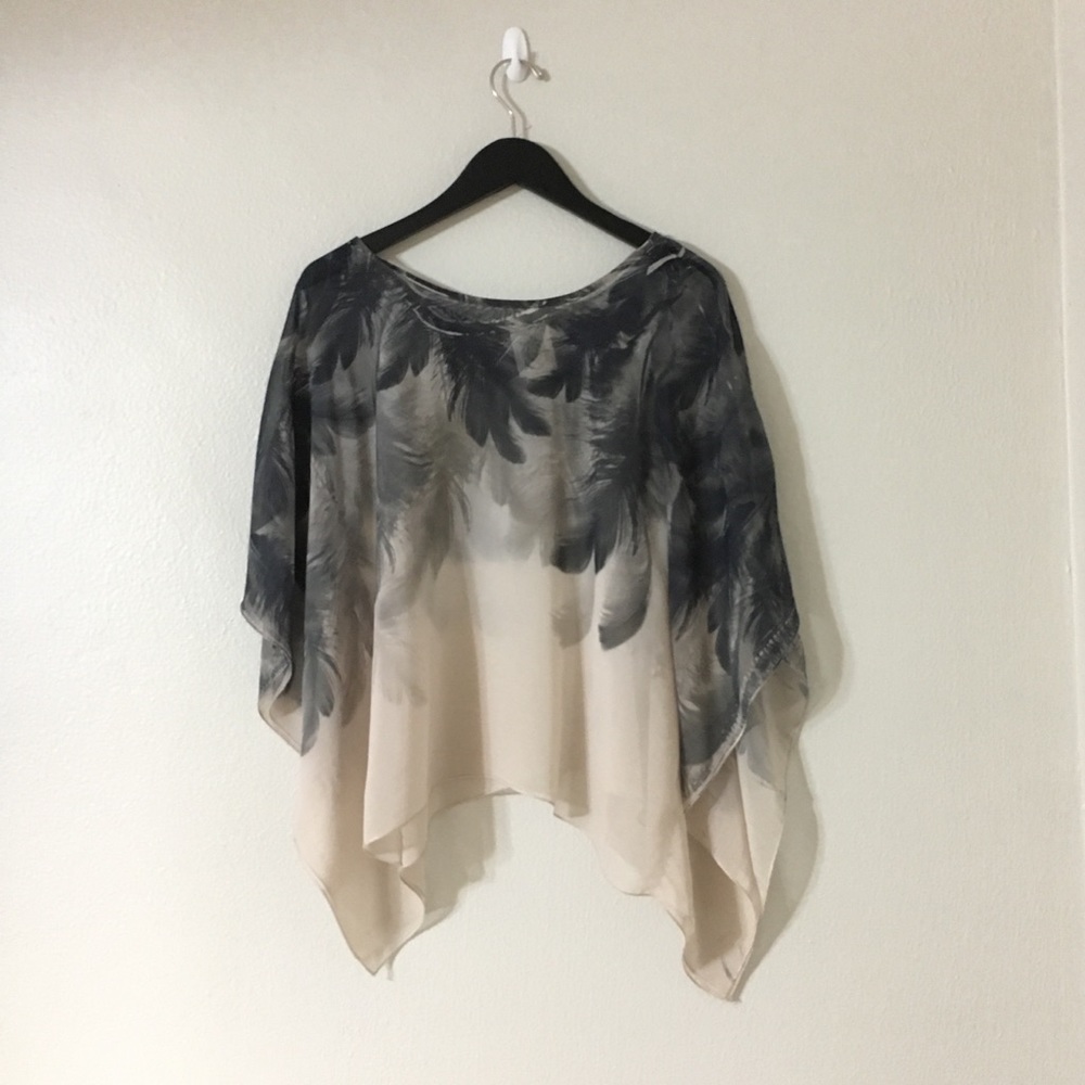 Cropped feather top